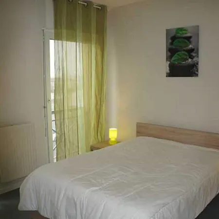 Nice In With Balcony Appartamento Rochefort (Charente-Maritime)